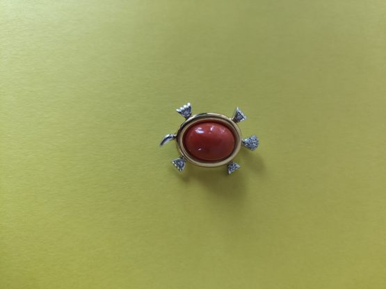 Broche tortue or 18K